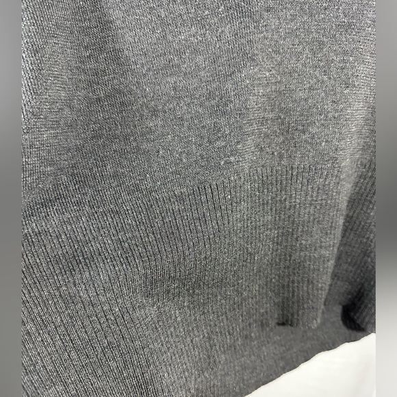 Women’s gray wool sweater vest minimal merino wool. - Picture 2 of 4